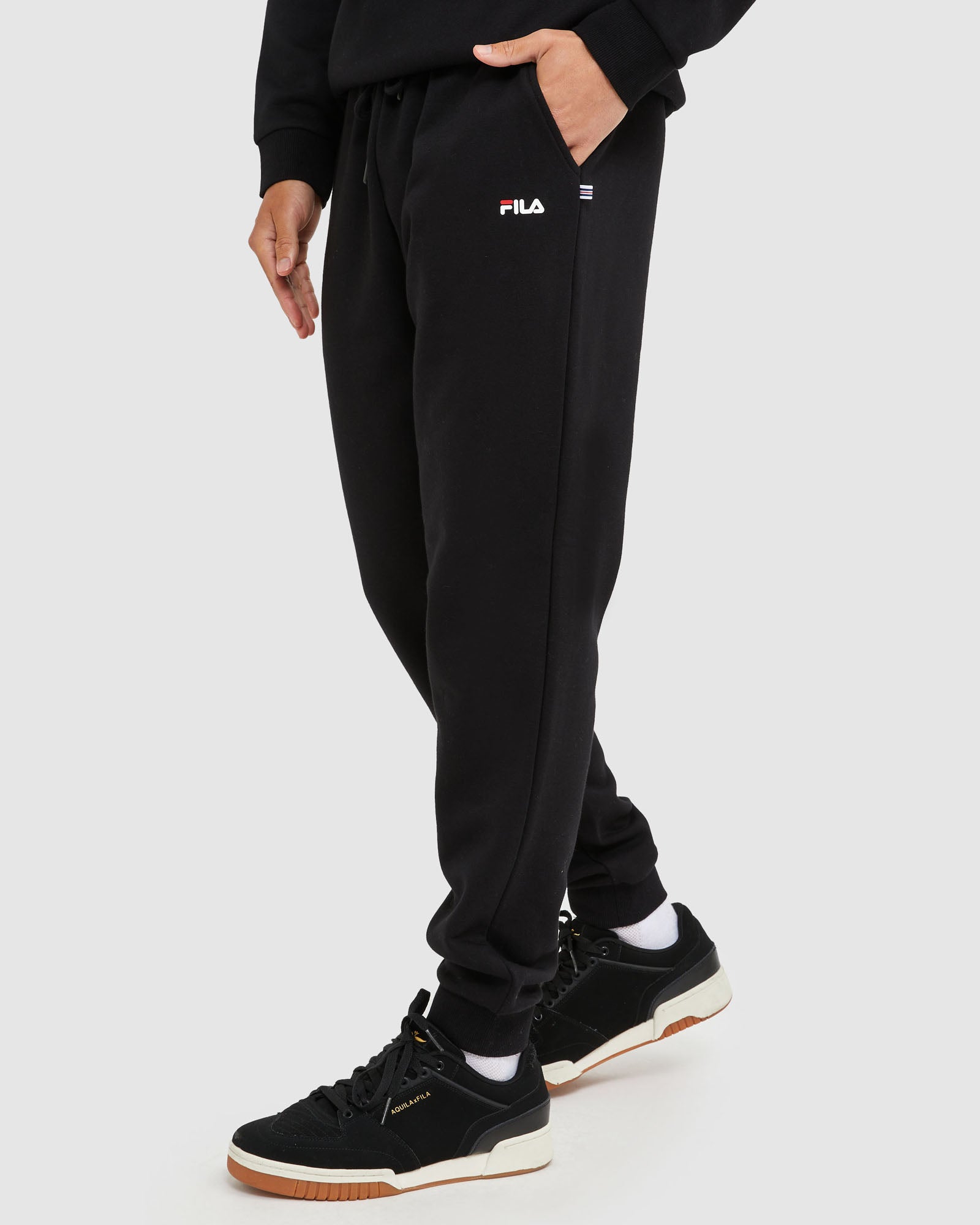 FILA Logo Printed Straight Padded Sports Pants Men's Black F11M112611F-BK